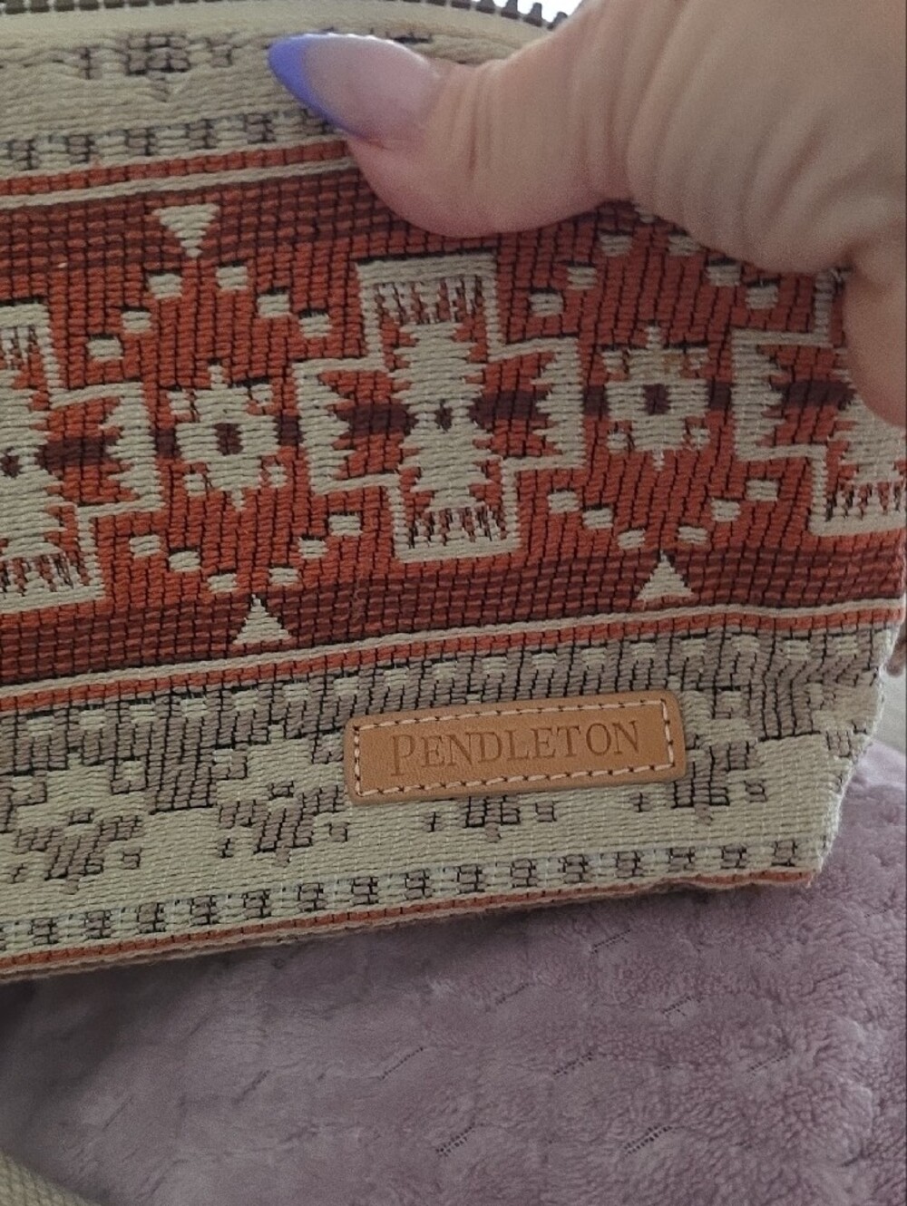 Pendleton Woven Tribal Crossbody Bag in Rust and Cream - Picture 6 of 15